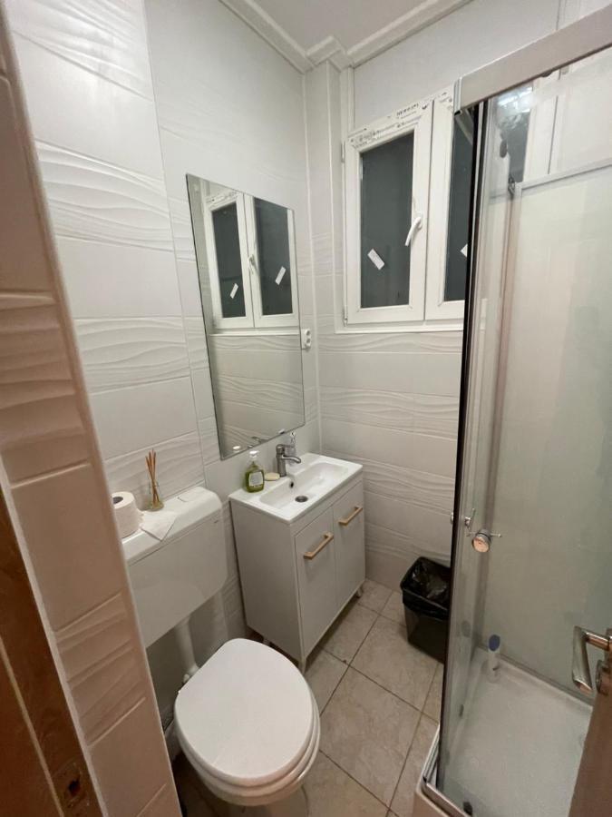 3 Rooms Apartament In The City Center Of Bukarest Kültér fotó